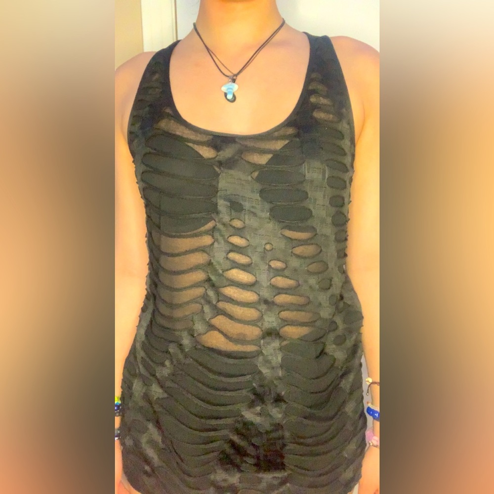 Casual Top W/ Ripped And Mesh Front